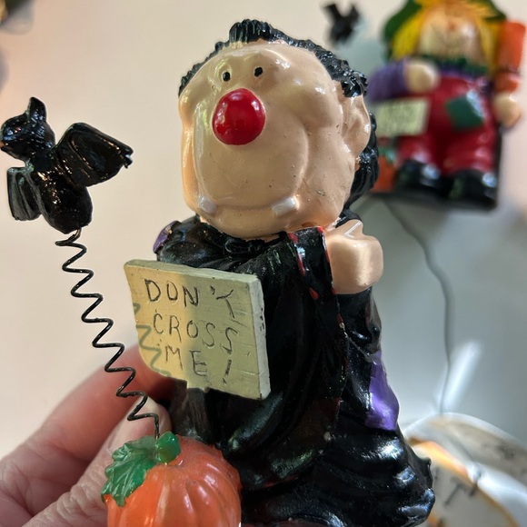 5 PIECE FALL / HALLOWEEN LOT LEAVES & PUMPKIN WOOD DECOR & SCARECROW, DRACULA - Picture 11 of 12